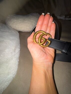 Authentic Gucci Black Leather Belt with Gold Interlocking GG Buckle, w/t dustbag